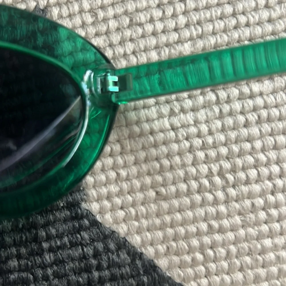 BP Green Crystal Round Cat-eye Sunglasses